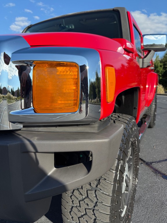 2008 HUMMER H3 Image 30