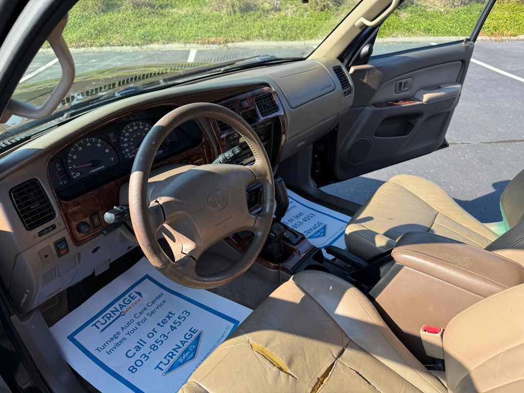 2000 Toyota 4Runner Image 11