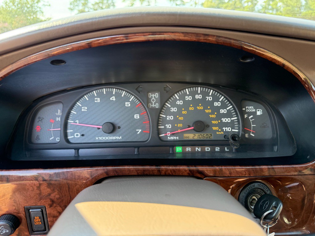 2000 Toyota 4Runner Image 17