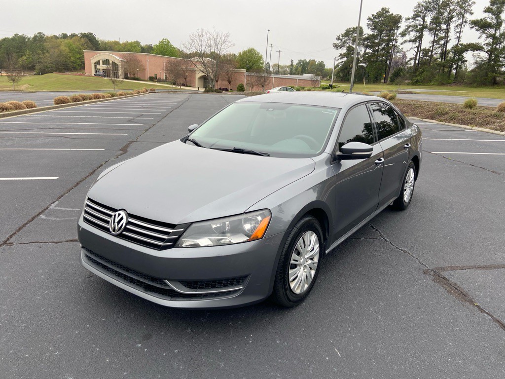 2015 Volkswagen Passat Image 4