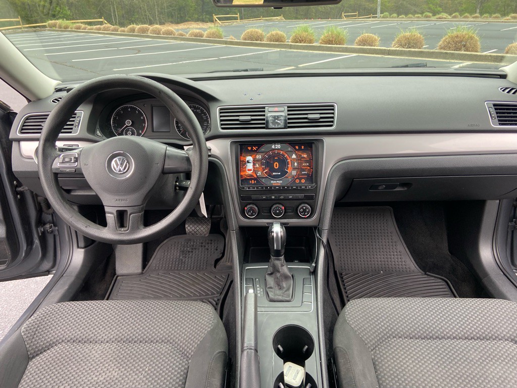 2015 Volkswagen Passat Image 16