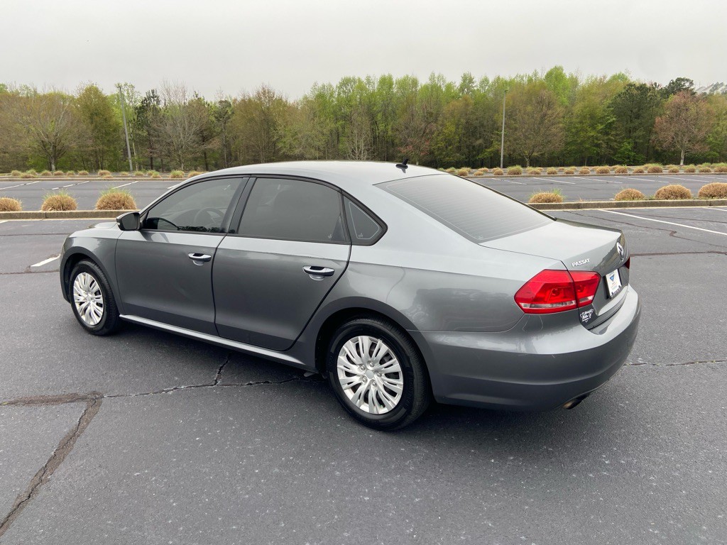 2015 Volkswagen Passat Image 7