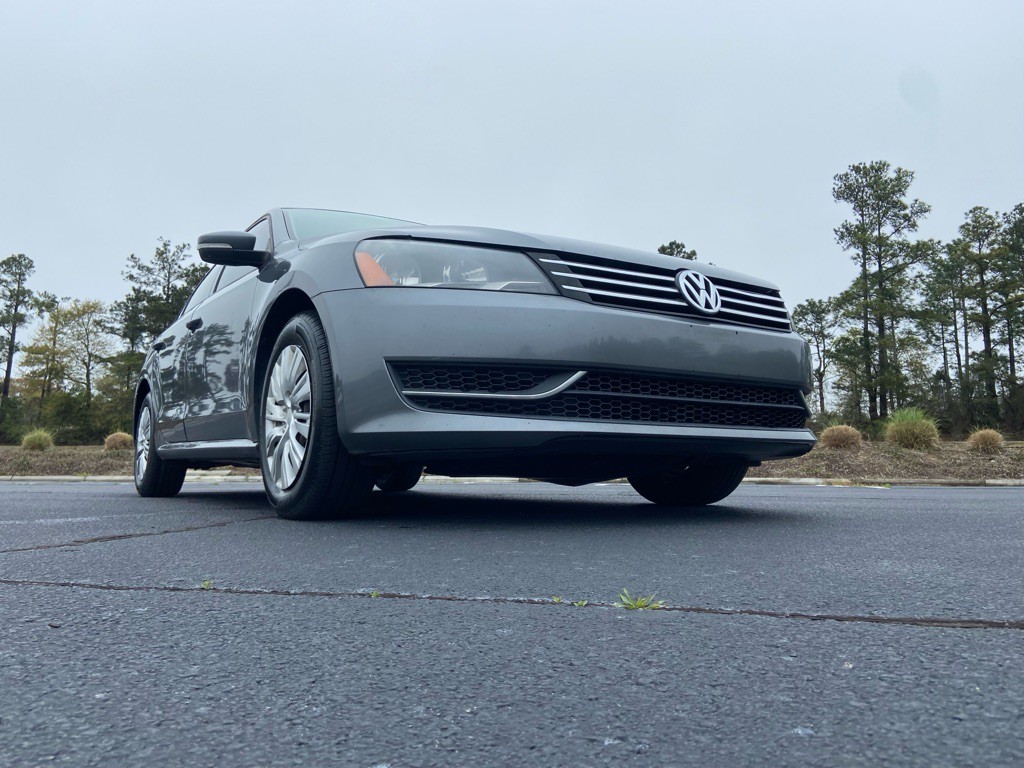 2015 Volkswagen Passat Image 27