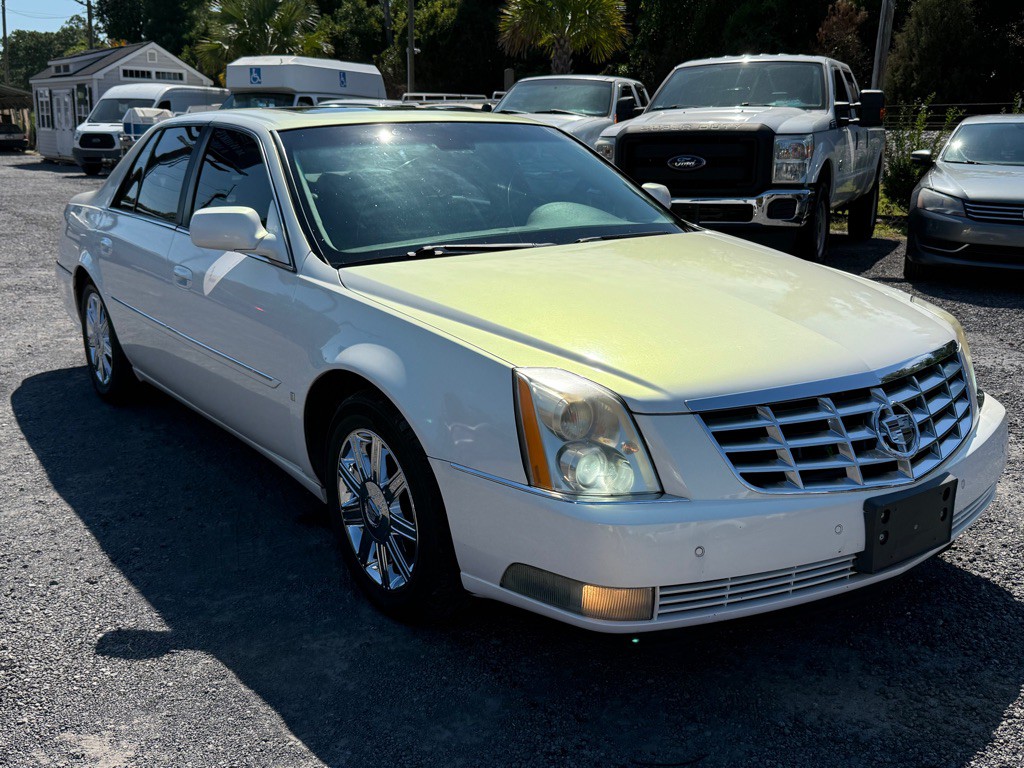 2006 Cadillac DTS Image 3