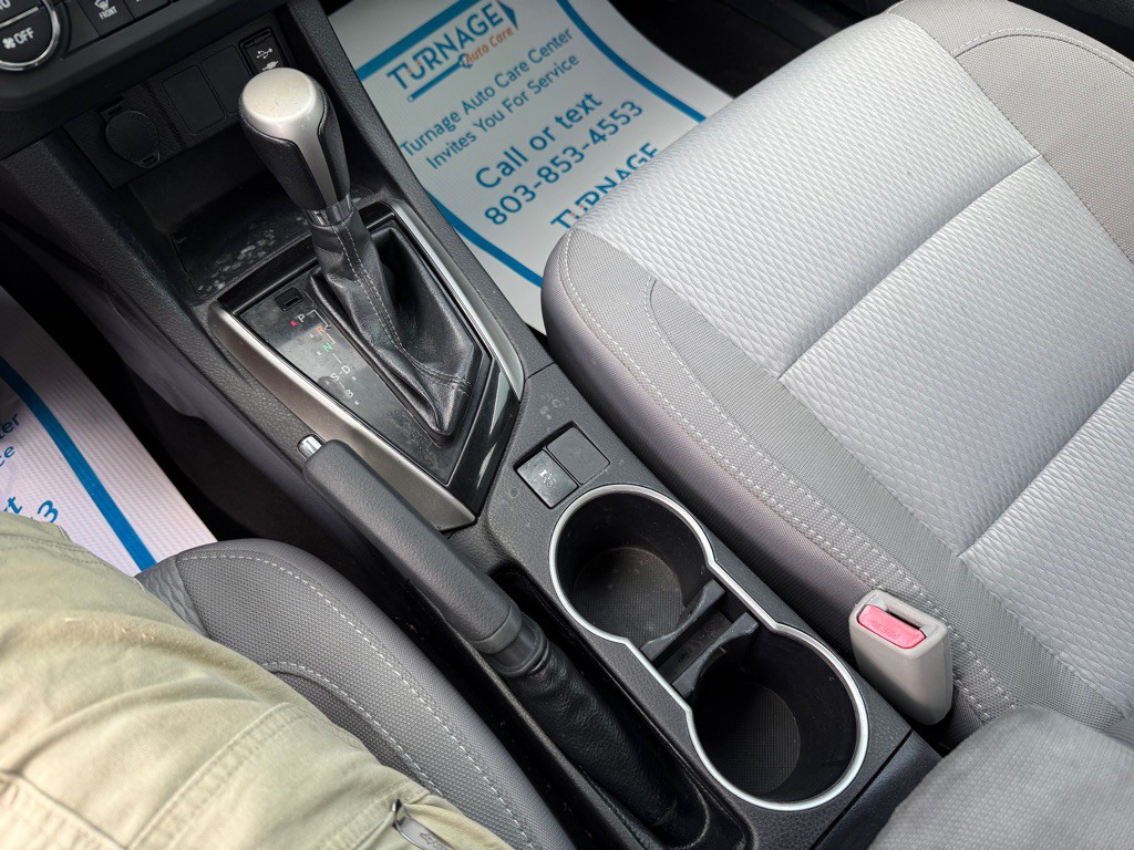 2016 Toyota Corolla Image 14