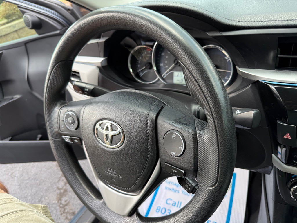 2016 Toyota Corolla Image 15