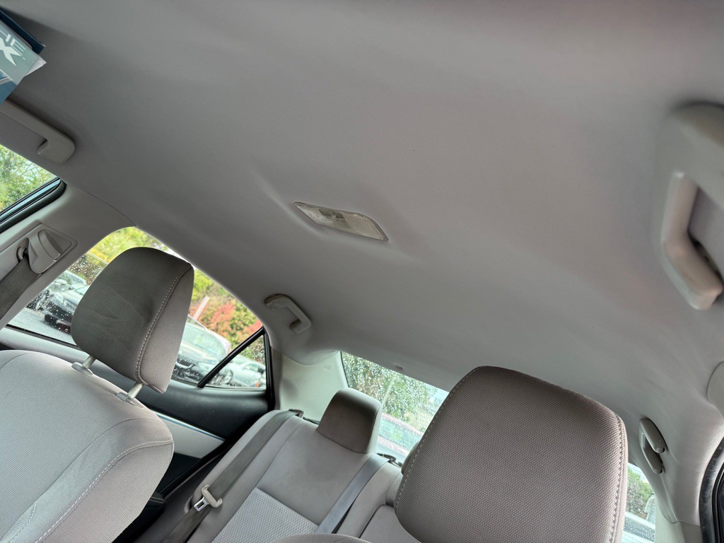 2016 Toyota Corolla Image 16