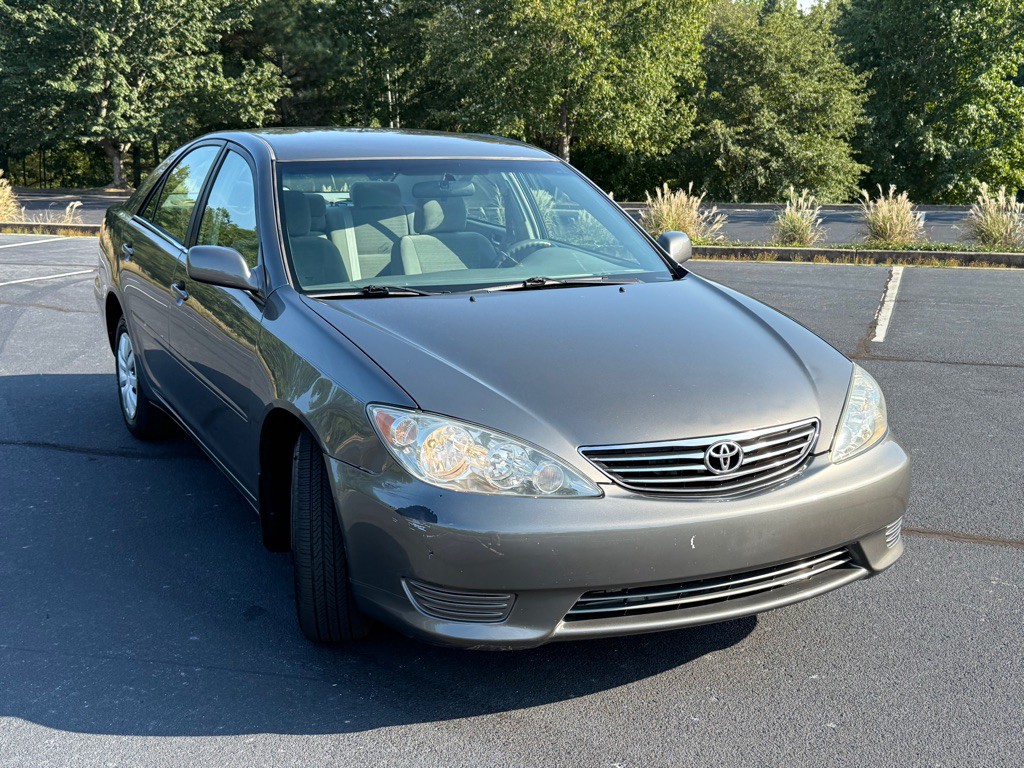 2005 Toyota Camry Image 4