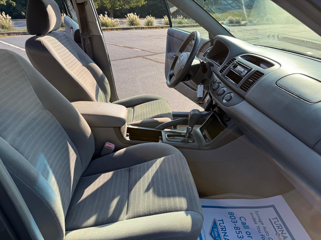 2005 Toyota Camry Image 13
