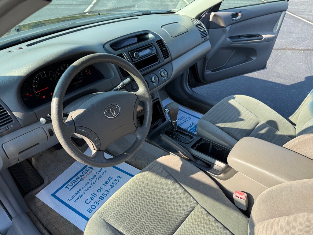 2005 Toyota Camry Image 12