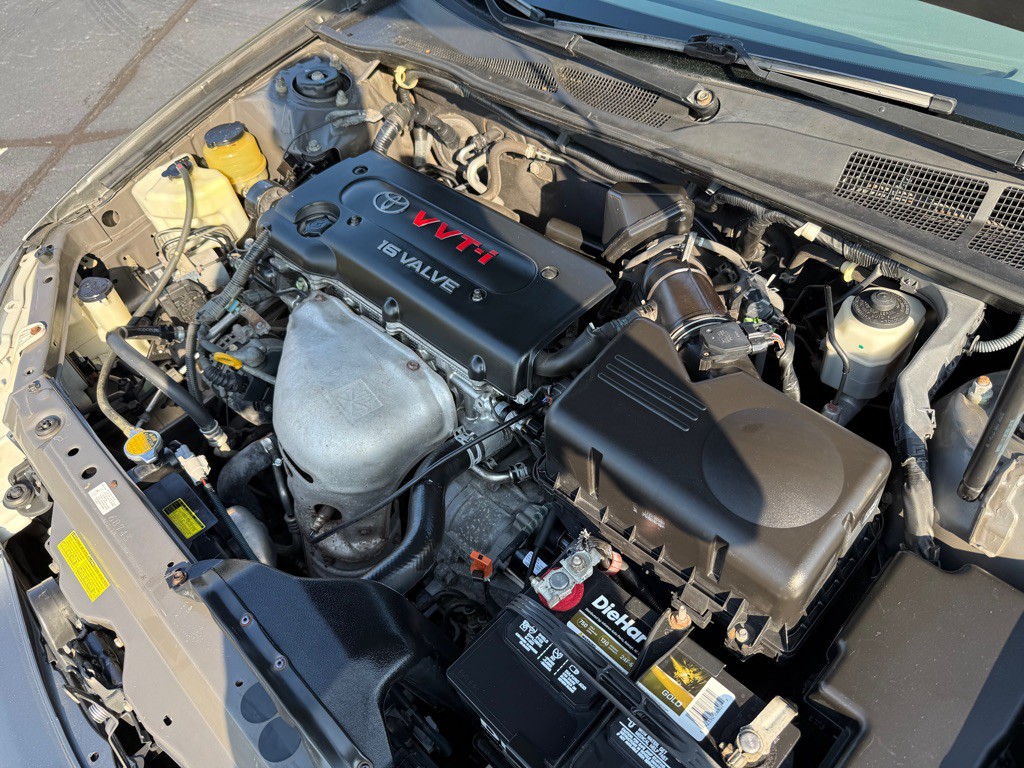 2005 Toyota Camry Image 25