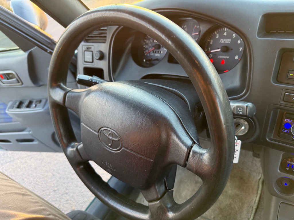1997 Toyota Rav4 Image 28