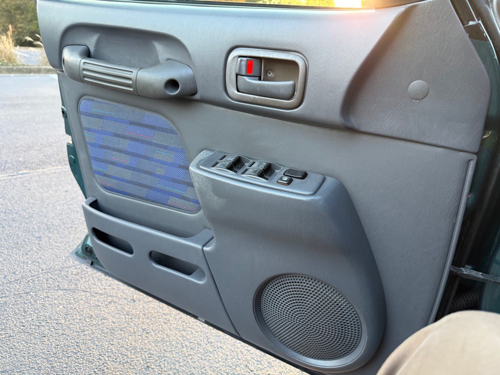 1997 Toyota Rav4 Image 29