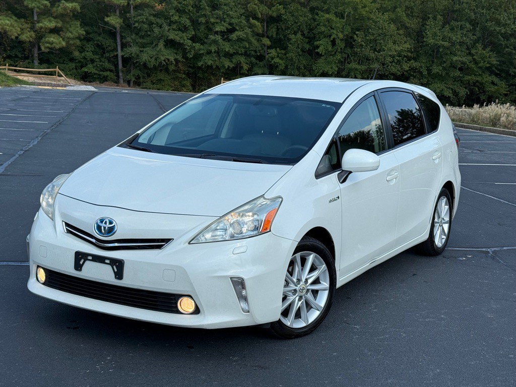 2012 Toyota Prius Image 1