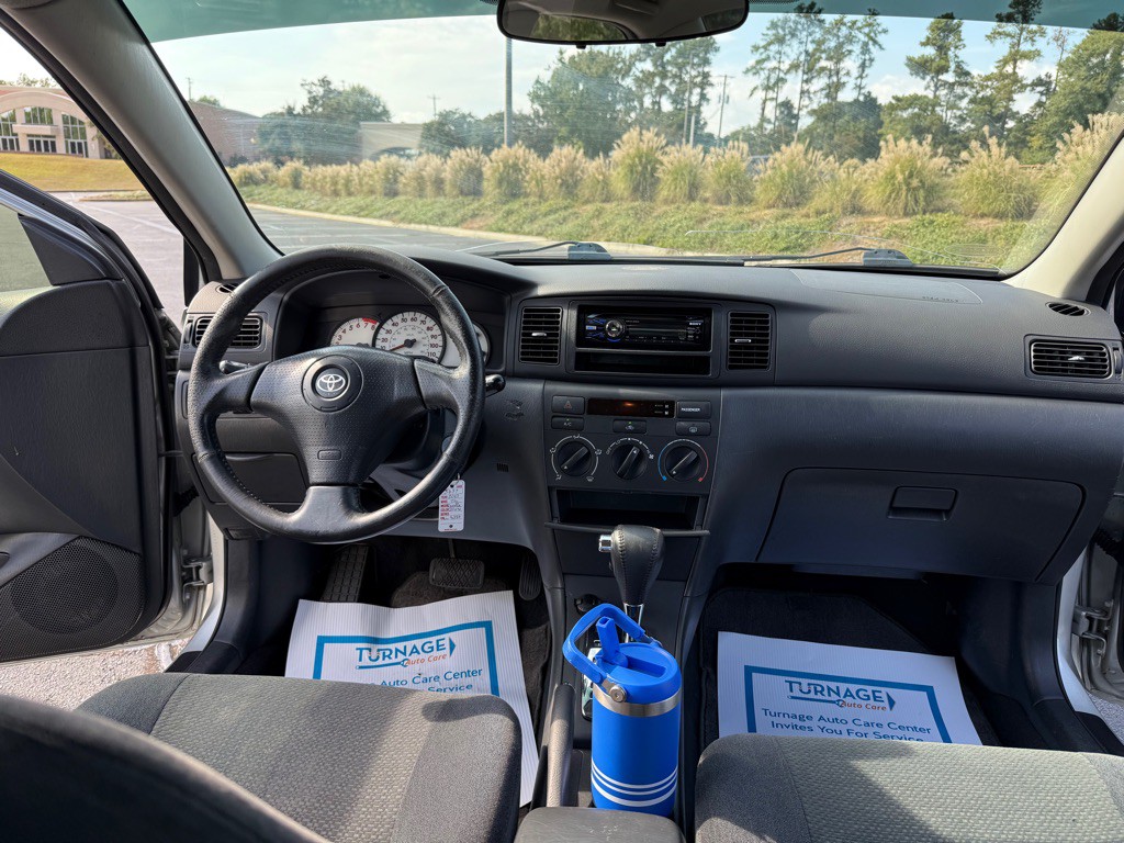 2003 Toyota Corolla Image 12