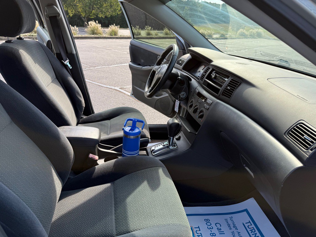2003 Toyota Corolla Image 13