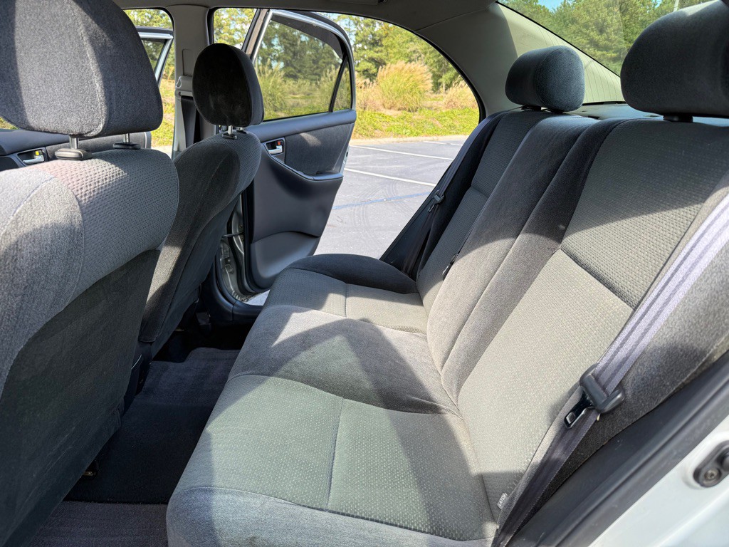 2003 Toyota Corolla Image 16
