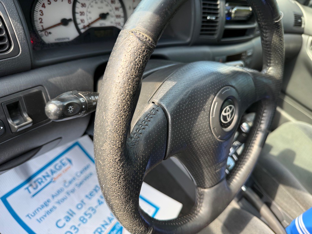 2003 Toyota Corolla Image 32