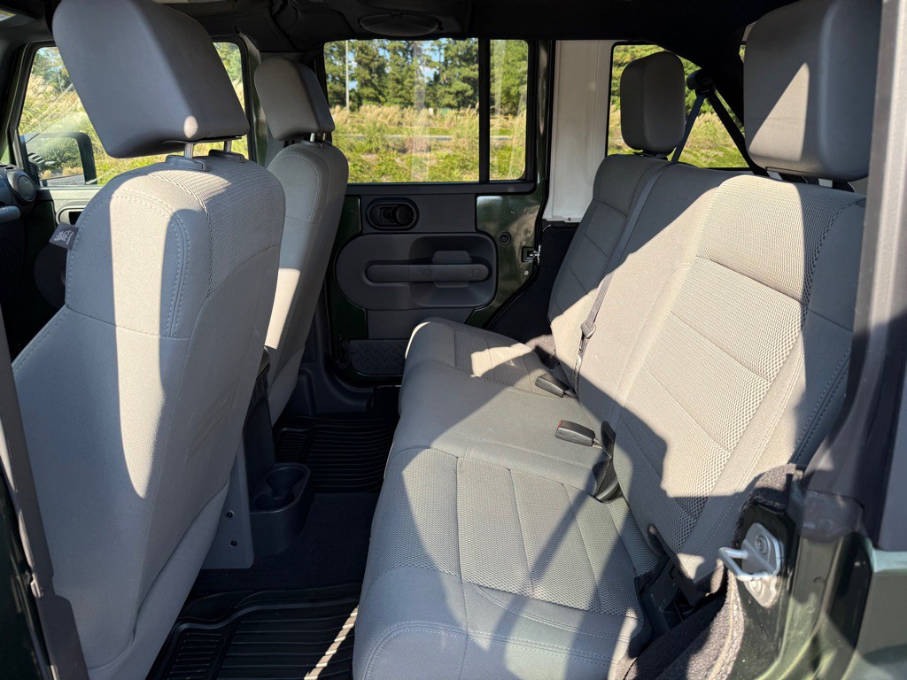 2007 Jeep Wrangler Image 18