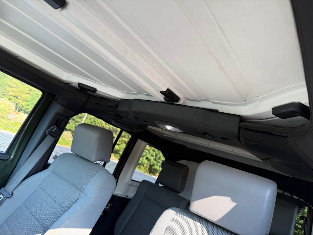 2007 Jeep Wrangler Image 25