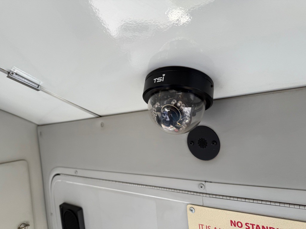 2015 Ford Econoline Image 22