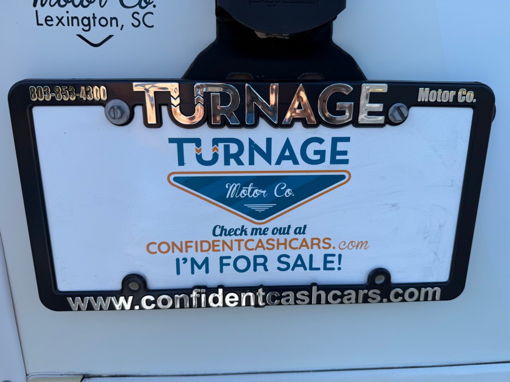 2015 Ford Econoline Image 32