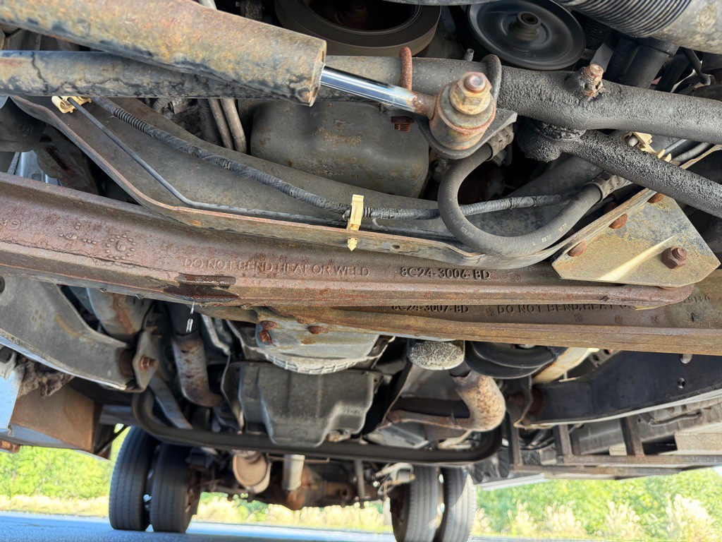 2015 Ford Econoline Image 36