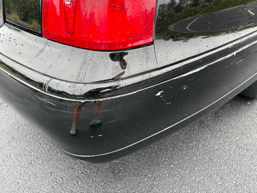 1998 Lincoln Town Car Image 32