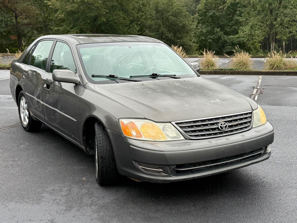 2004 Toyota Avalon Image 6