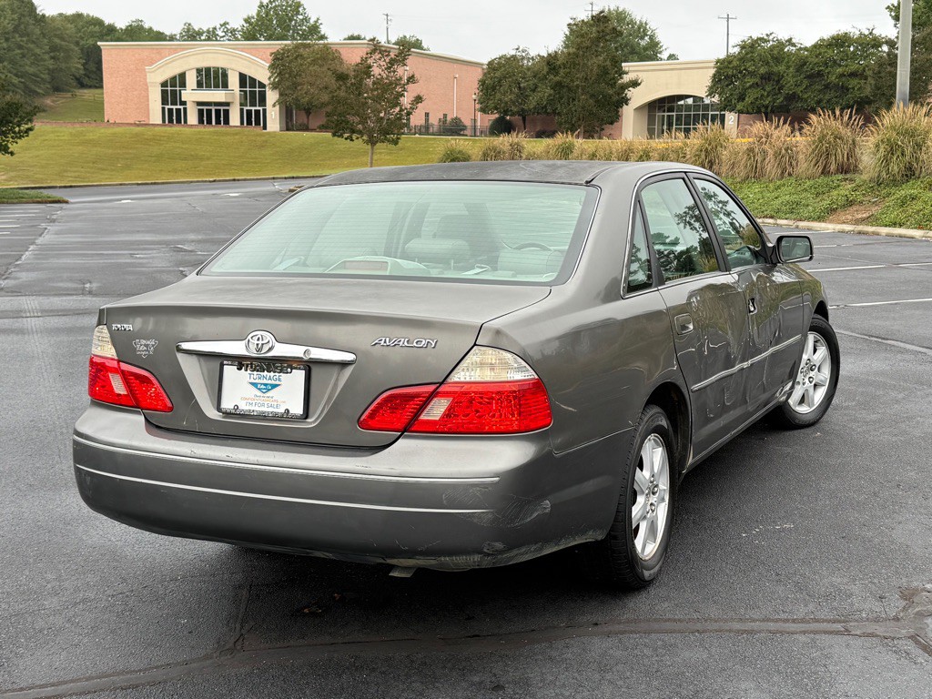 2004 Toyota Avalon Image 9