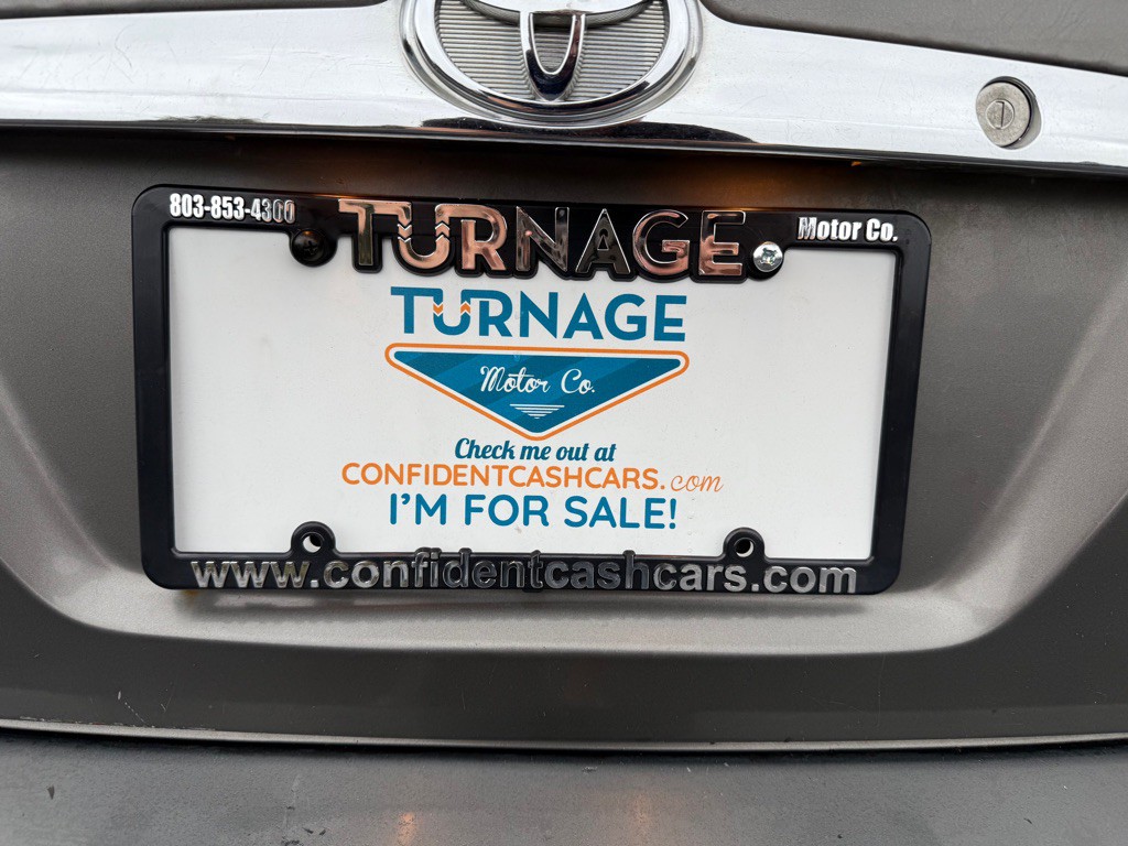 2004 Toyota Avalon Image 12