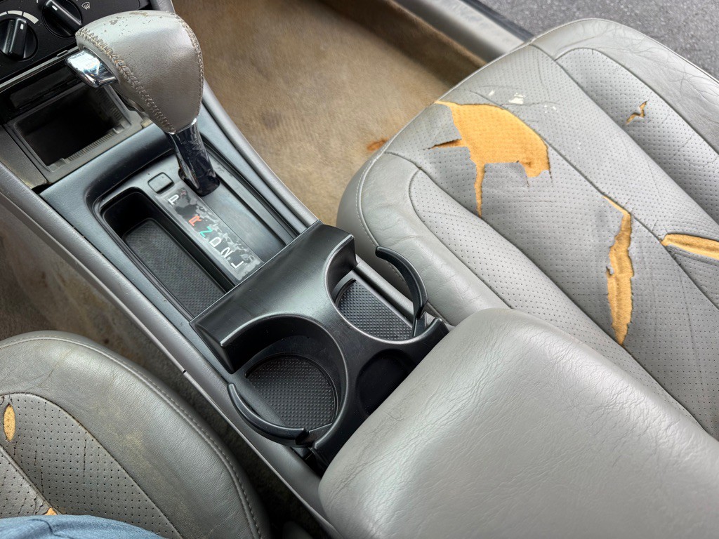 2004 Toyota Avalon Image 23