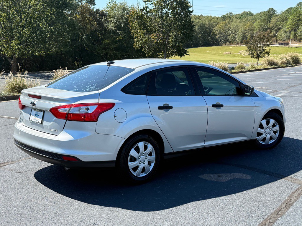 2012 Ford Focus Image 6