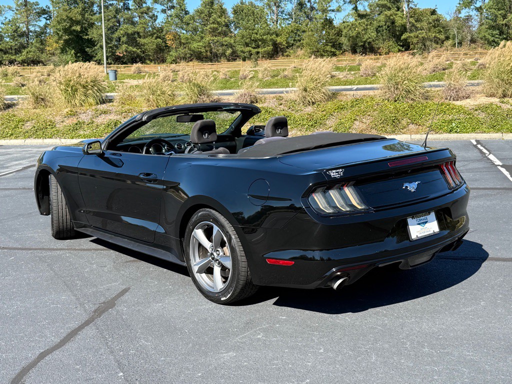 2016 Ford Mustang Image 12