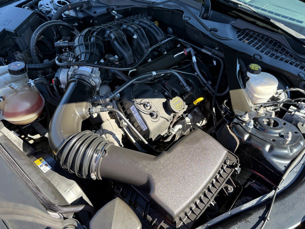 2016 Ford Mustang Image 31