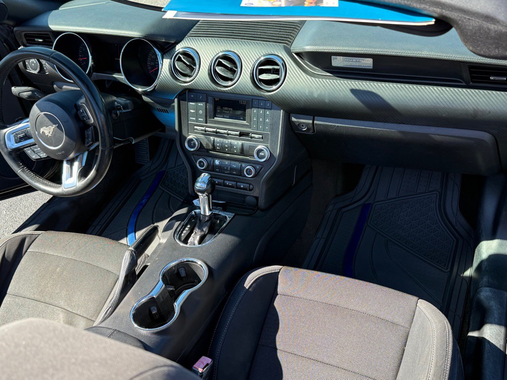 2016 Ford Mustang Image 17