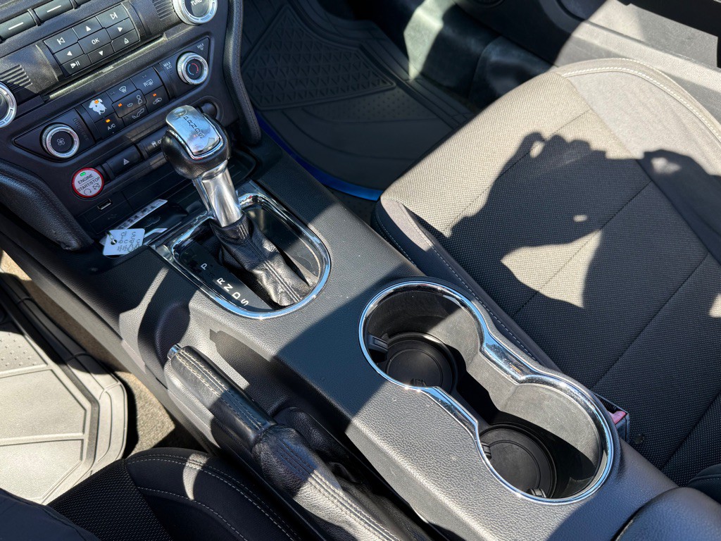 2016 Ford Mustang Image 22