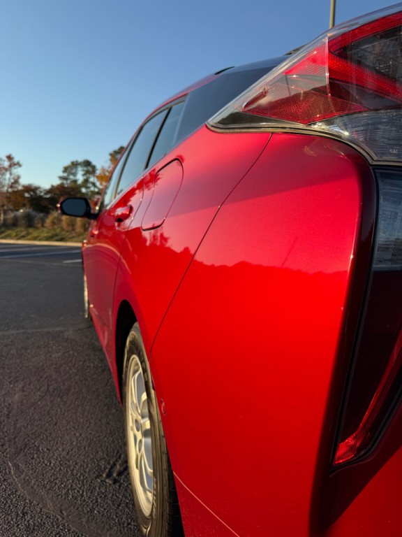 2018 Toyota Prius Image 31