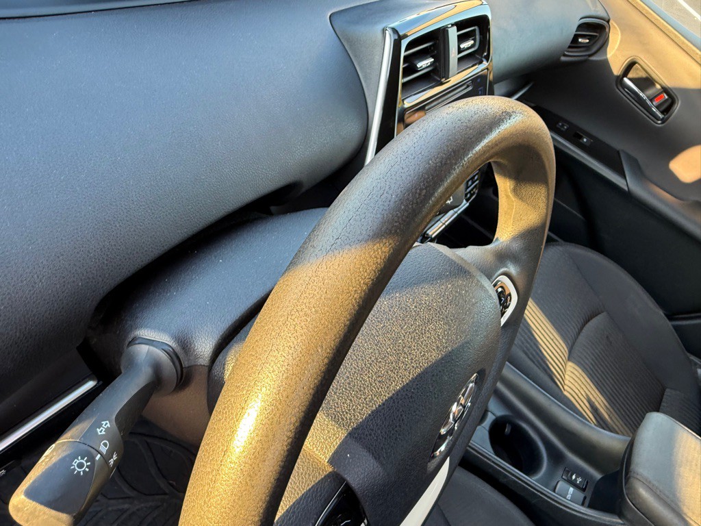 2018 Toyota Prius Image 35