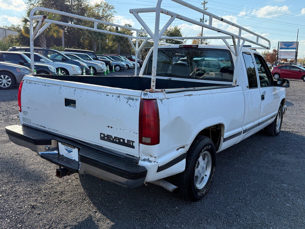1998 Chevrolet Silverado 1500 Image 3