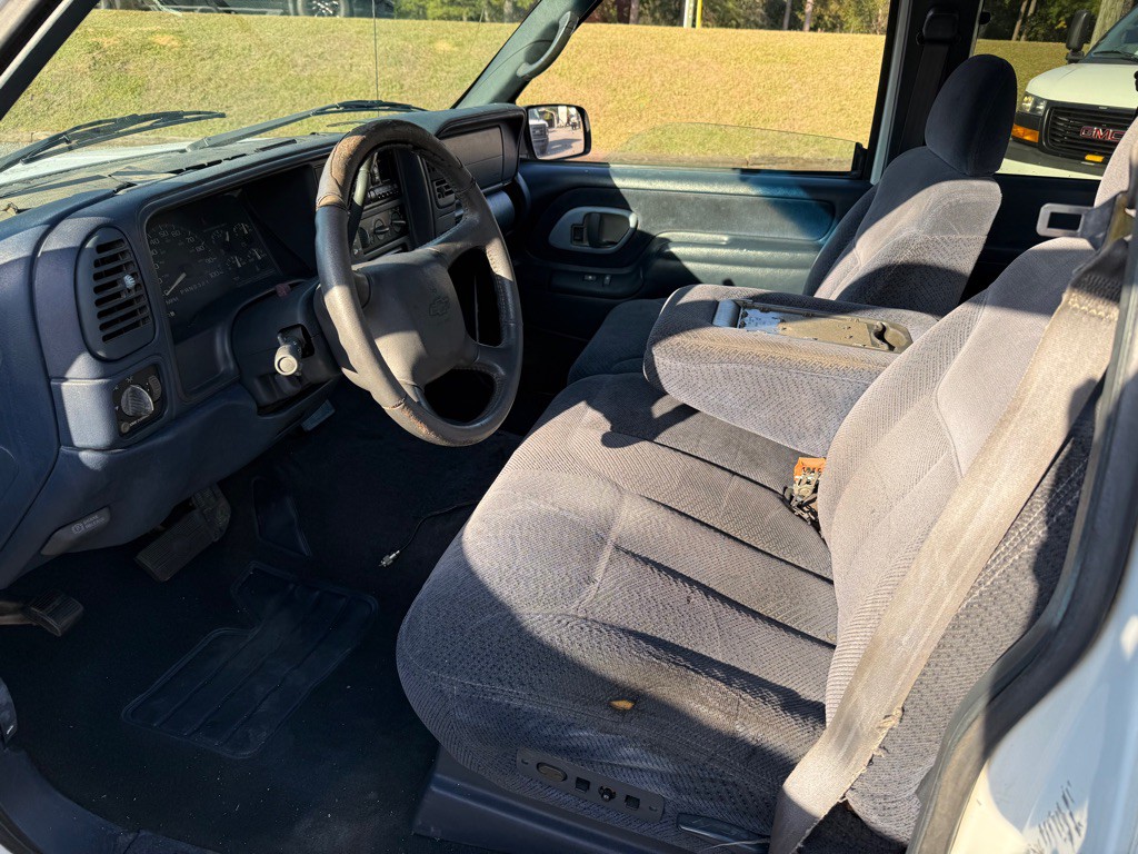 1998 Chevrolet Silverado 1500 Image 5