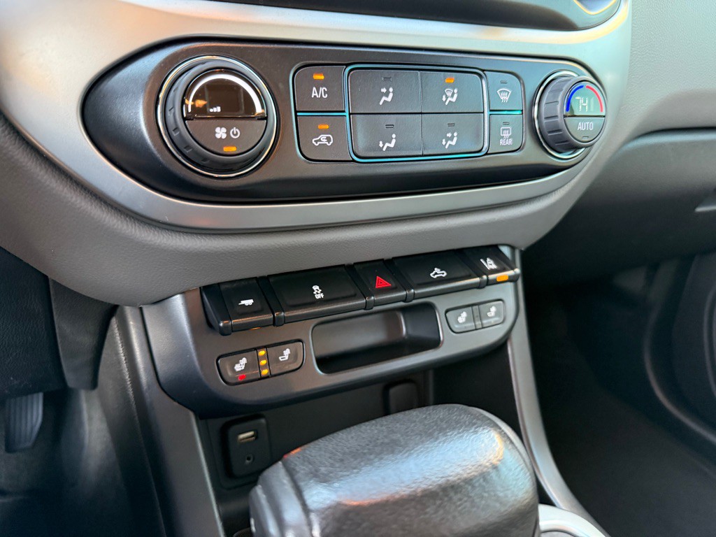 2015 Chevrolet Colorado Image 22