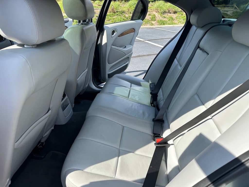 2006 Jaguar S-TYPE Image 18