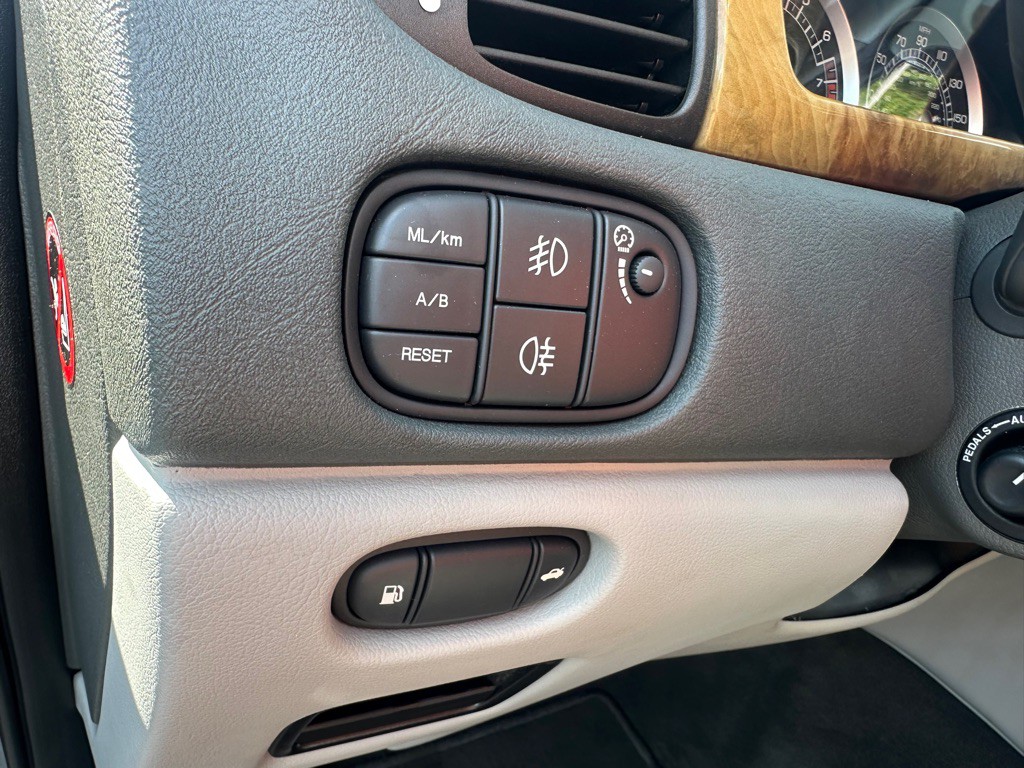 2006 Jaguar S-TYPE Image 26