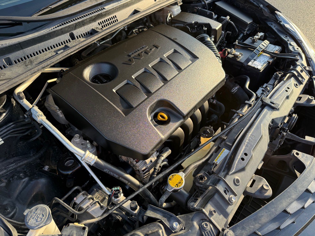 2014 Toyota Corolla Image 27