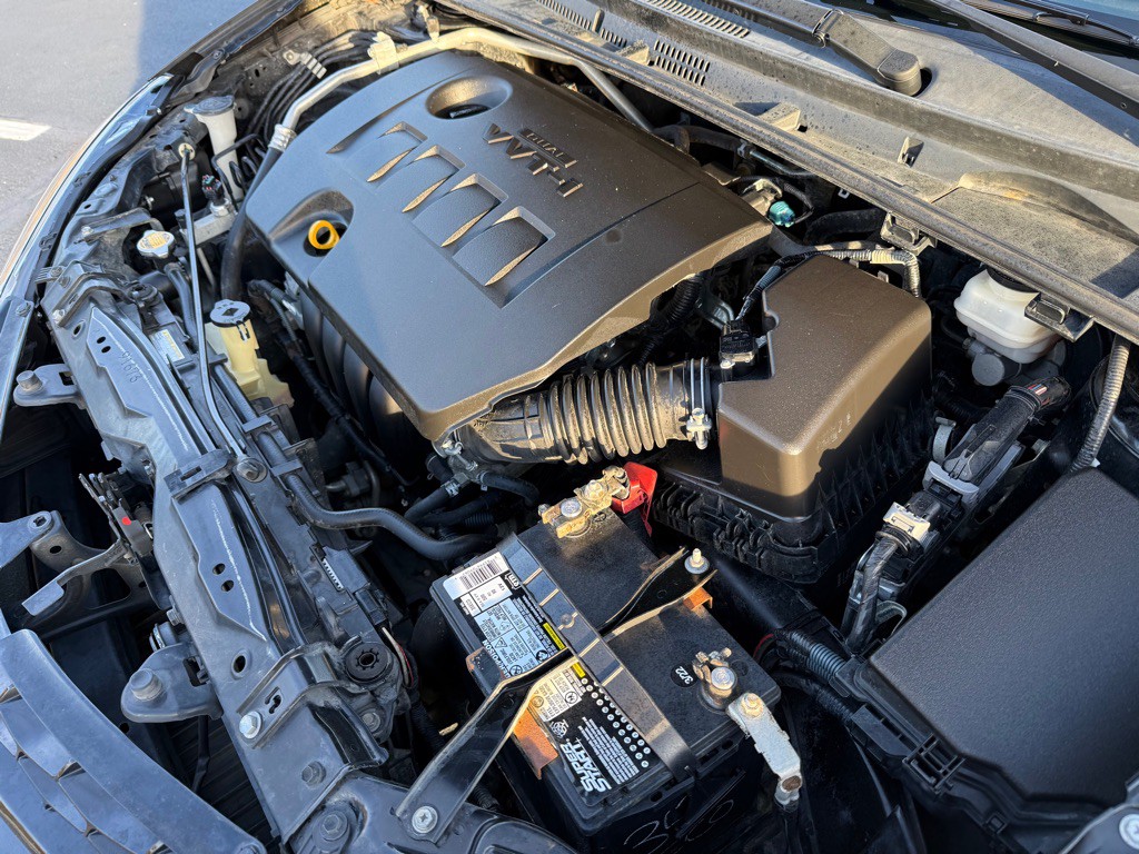 2014 Toyota Corolla Image 28