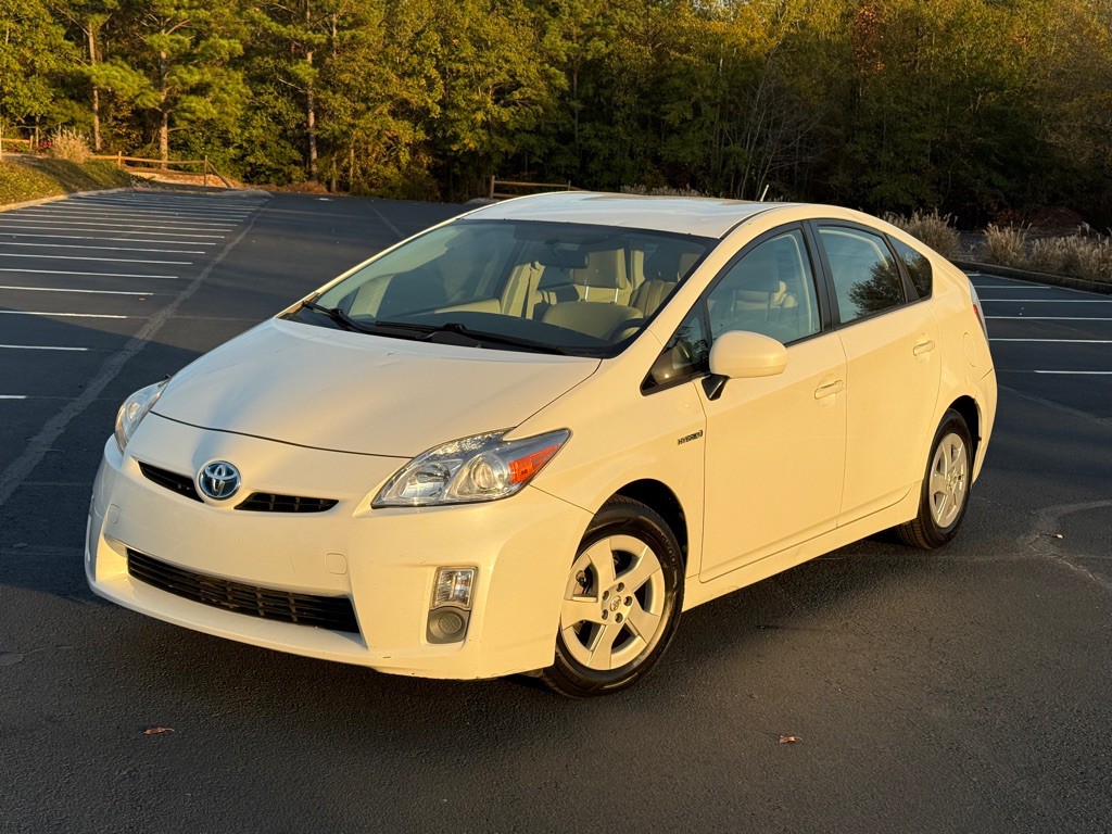 2010 Toyota Prius Image 1