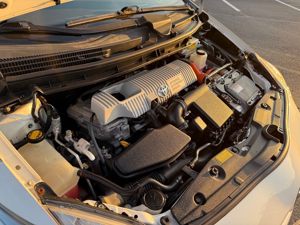 2010 Toyota Prius Image 29