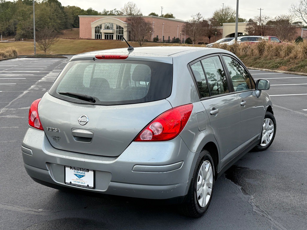 2010 Nissan Versa Image 8
