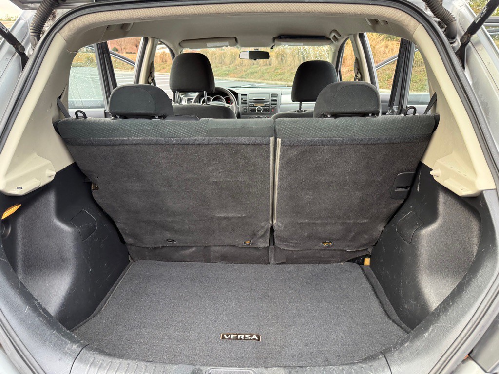 2010 Nissan Versa Image 17